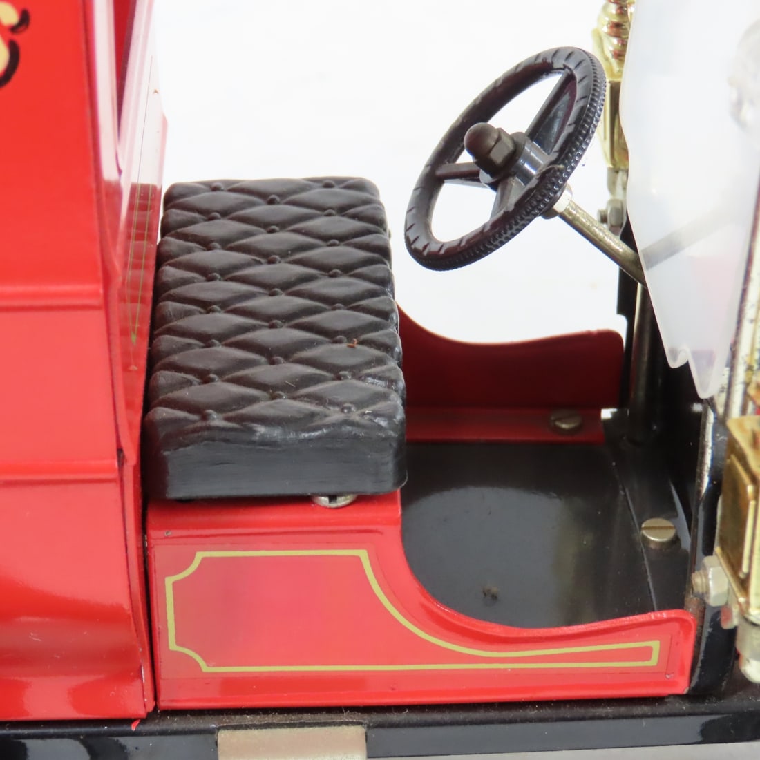 Ipswich Ford Model T Plastic Products Co Truck - 12