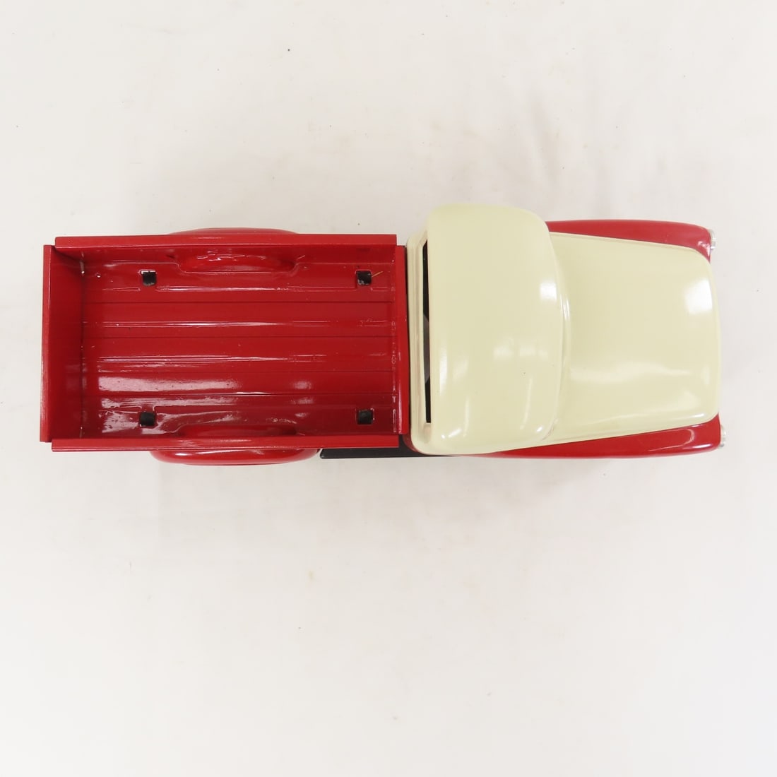 1950s Restored Tru-Scale IH Pick-up Truck - 9