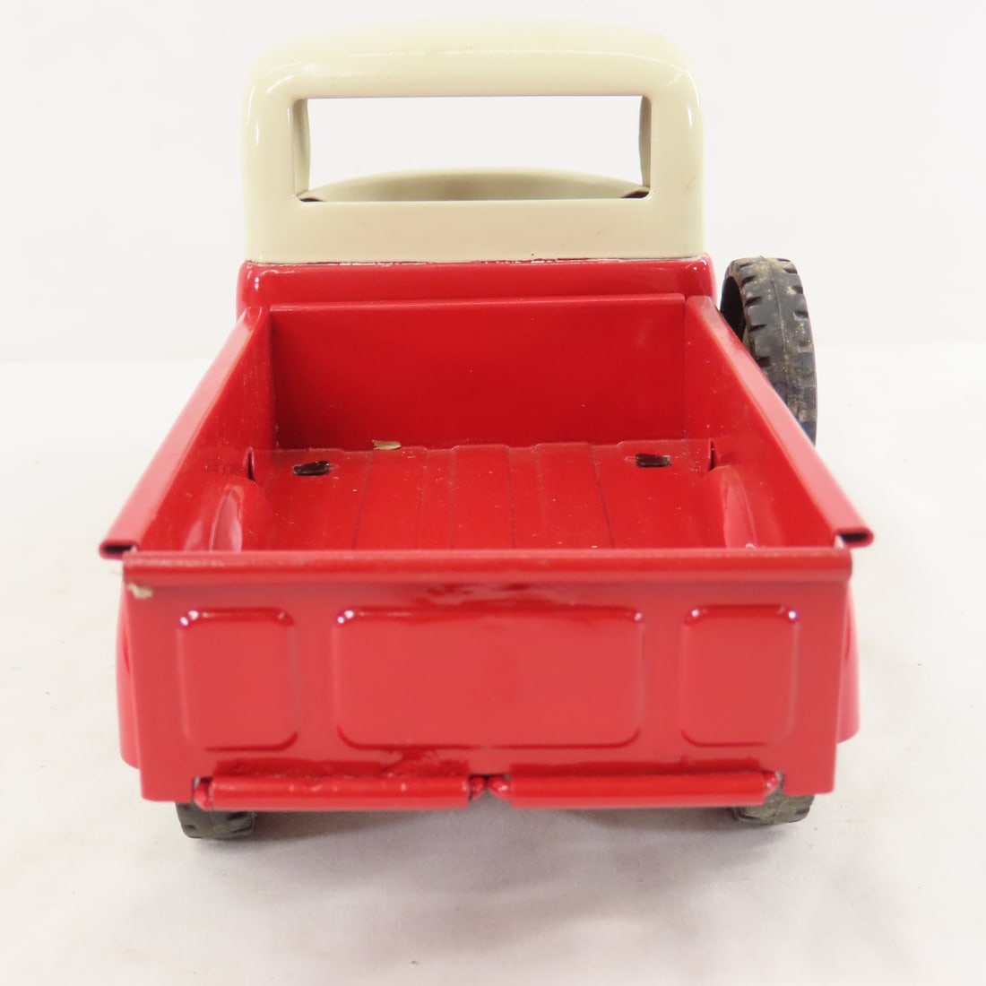 Restored 1950s Tru-Scale IH Pick-Up - 4
