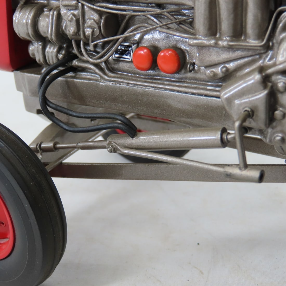 Massey-Ferguson 95 Super WF Tractor - 12