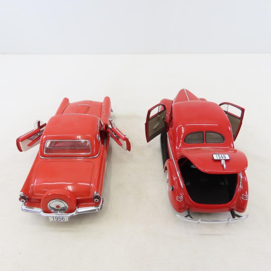 6 Danbury Mint 1/24 Diecast Cars: Thunderbird - 15