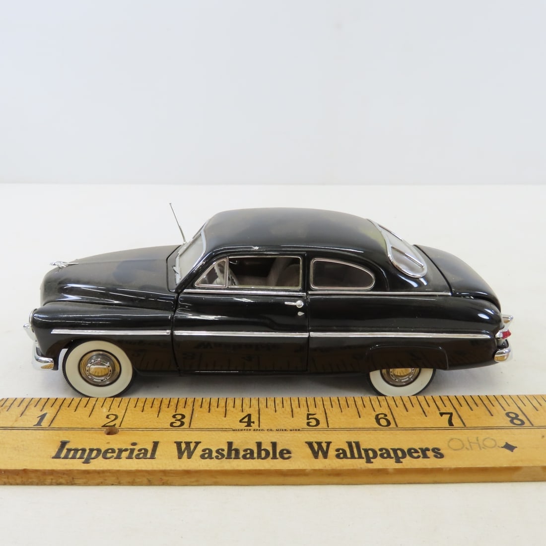 6 Danbury Mint 1/24 Diecast Cars: Thunderbird - 2
