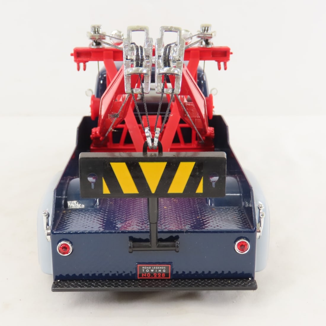 Road Legends '53 Ford F-100 Tow Truck - 4