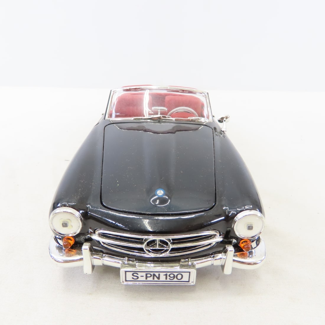 5 ERTL 1/18 Diecast Cars: Corvette, Mercedes Benz - 9