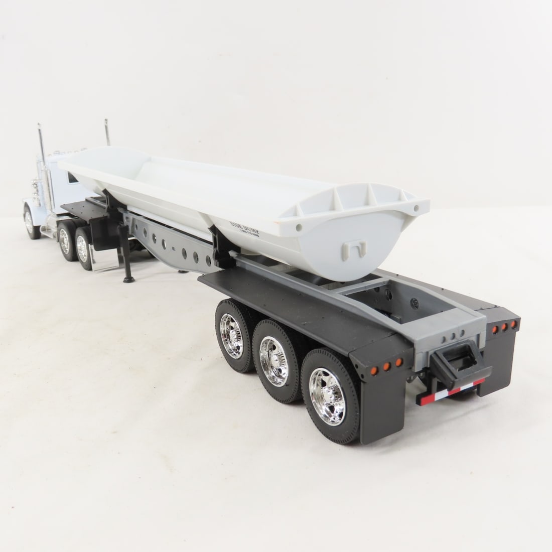 2 New Ray Peterbilt Tractors & Trailers - 13