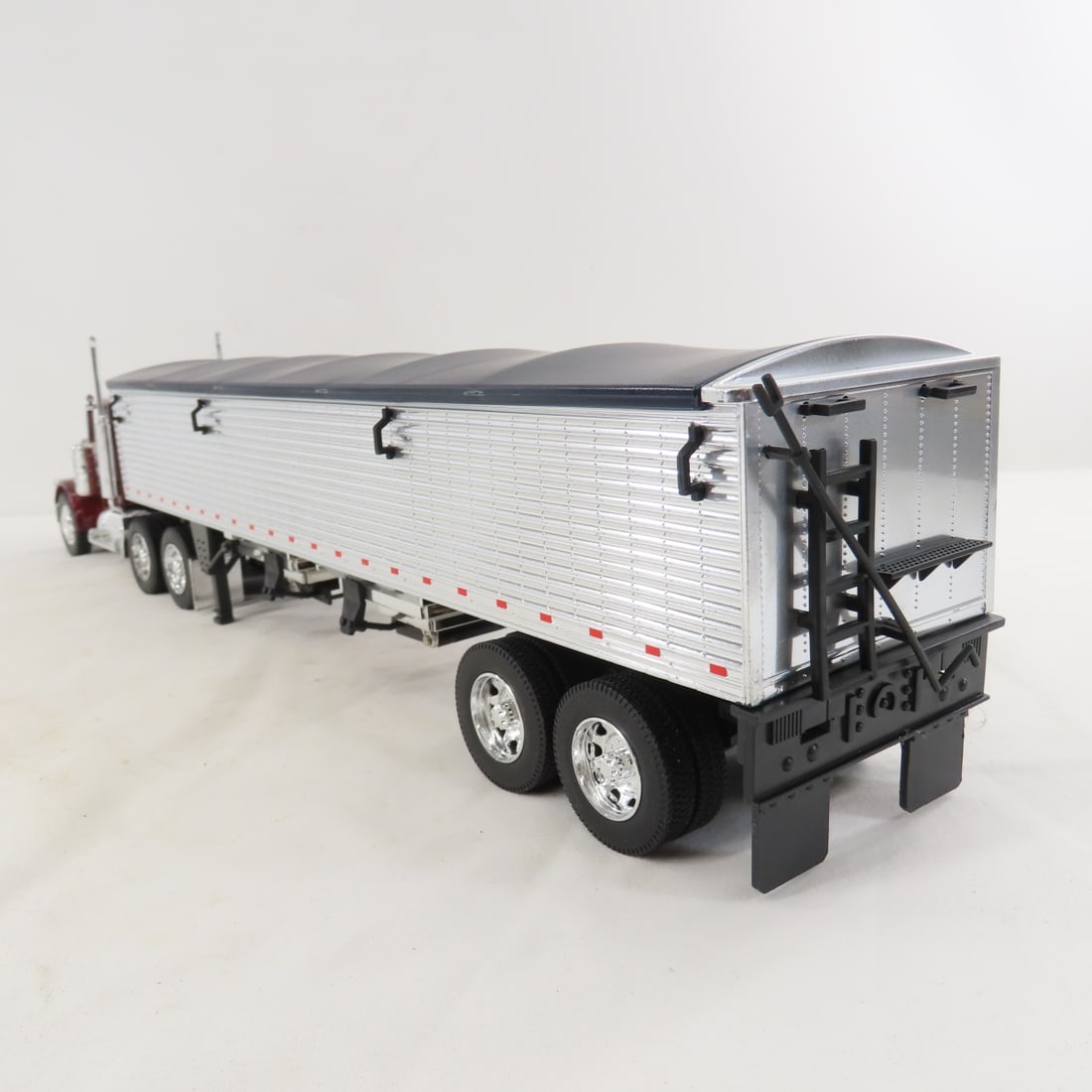 2 New Ray Peterbilt Tractors & Trailers - 3
