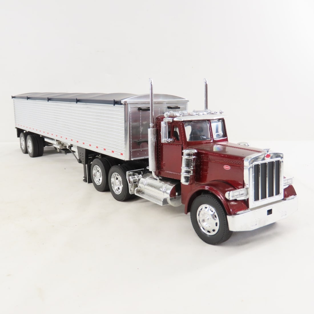 2 New Ray Peterbilt Tractors & Trailers - 7