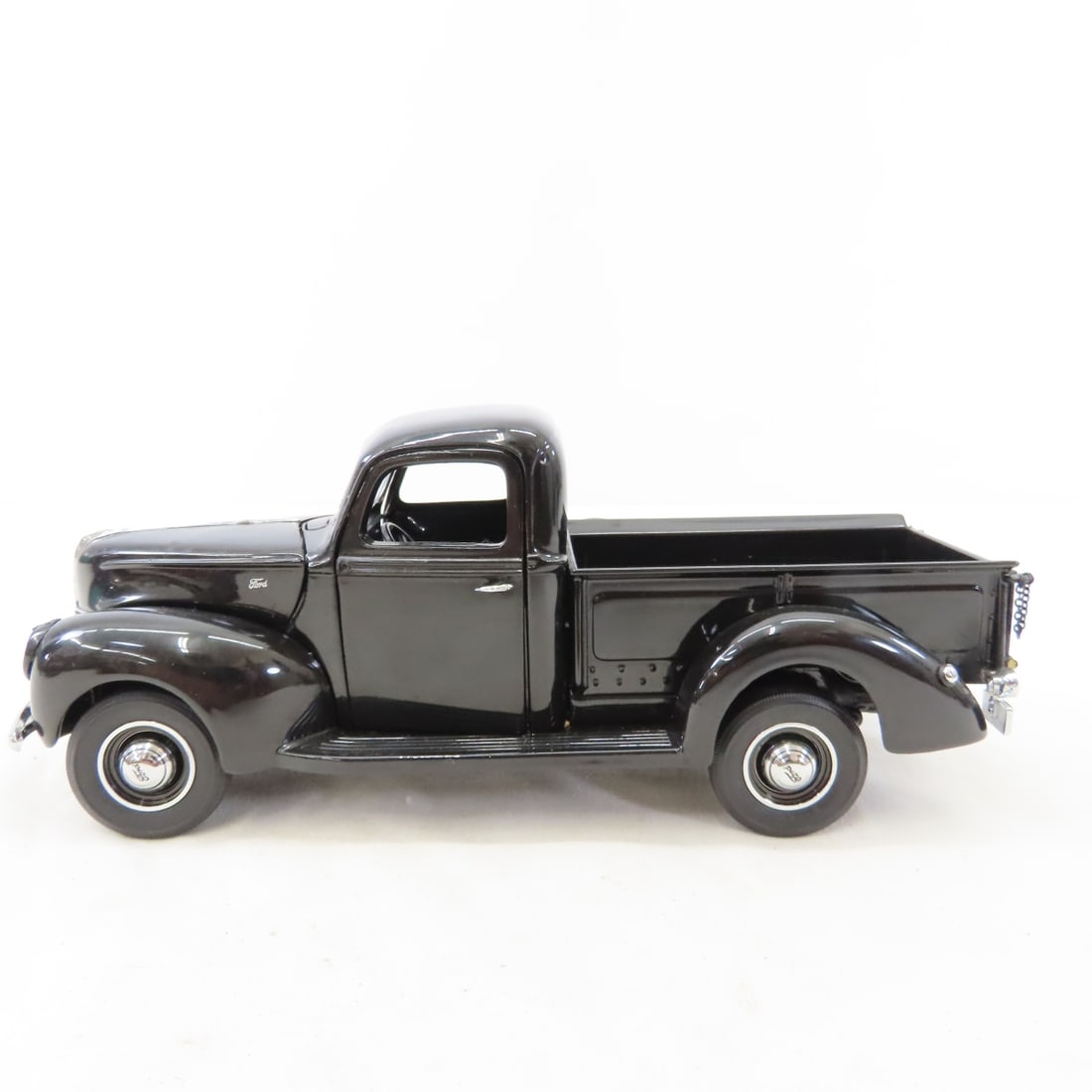 4 Franklin & Danbury Mint 1/24 Diecast Trucks - 10