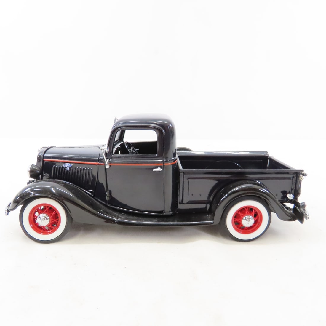 4 Franklin & Danbury Mint 1/24 Diecast Trucks - 14