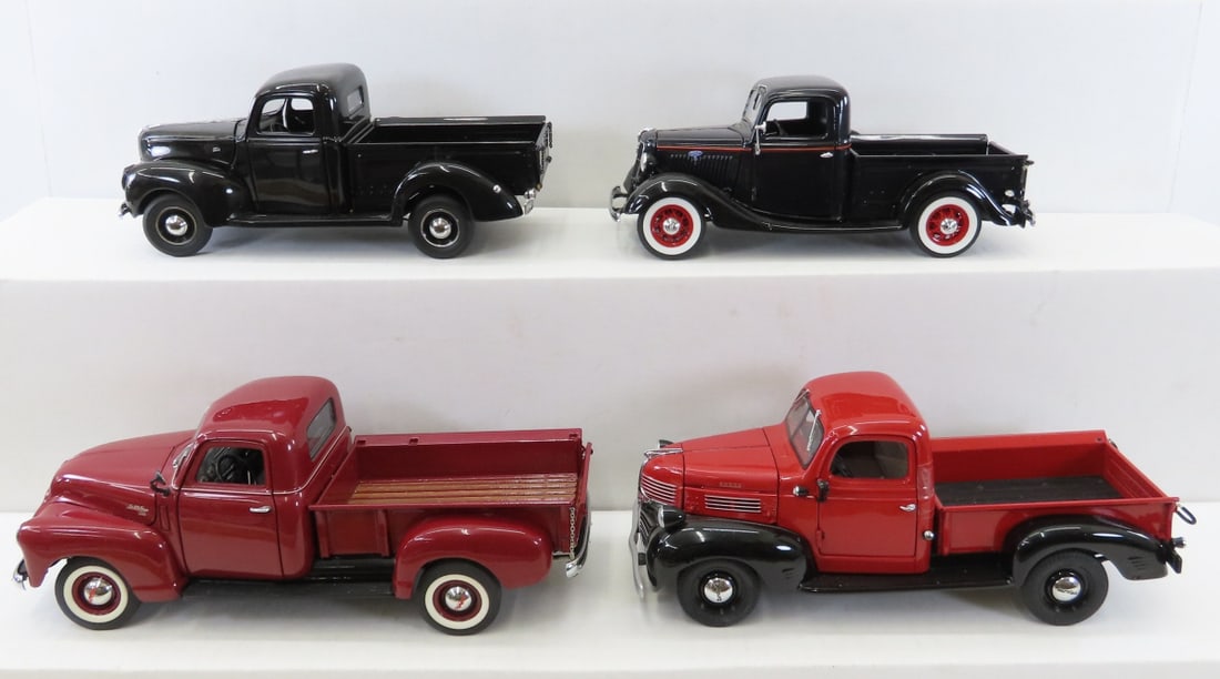 4 Franklin & Danbury Mint 1/24 Diecast Trucks: 4 Franklin & Danbury Mint 1/24 Diecast Trucks - Danbury Mint 1935 Ford, Danbury Mint 1941 Dodge, Franklin Mint 1940 Ford, Franklin Mint 1950 GMC. LOT SIZE: 9x6x6" 5 LBS All information and photos,