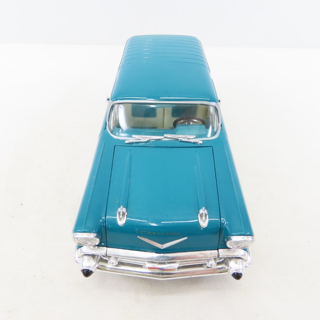 5 Road Tough 1/18 Diecast Cars: Cobra, Nomad - 9