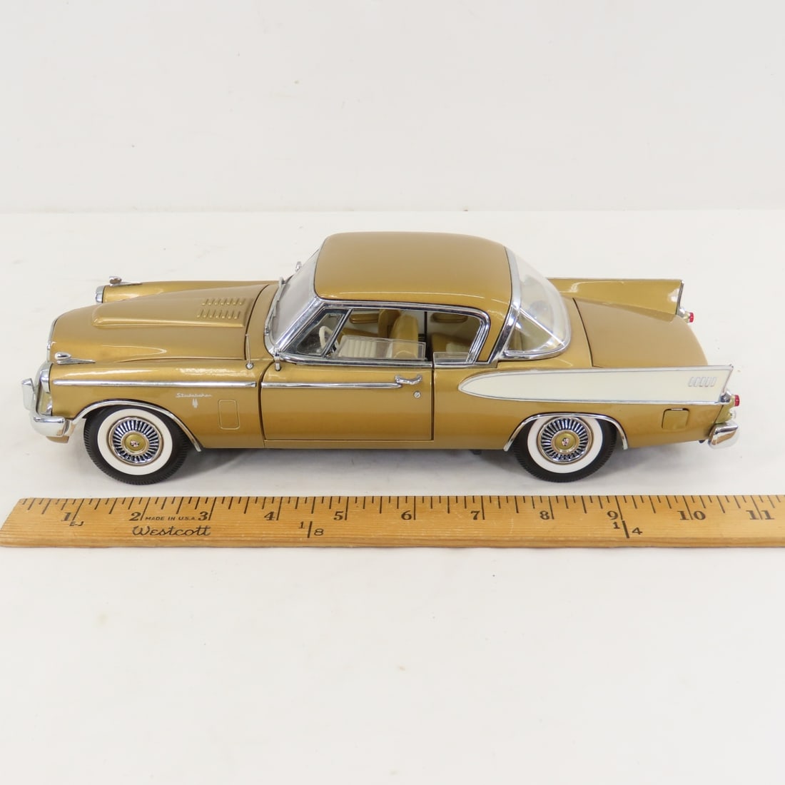3 Studebaker Golden Hawk 1/18 Diecast Cars - 2