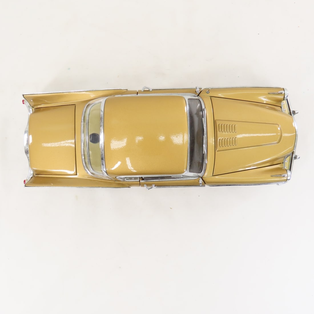 3 Studebaker Golden Hawk 1/18 Diecast Cars - 6