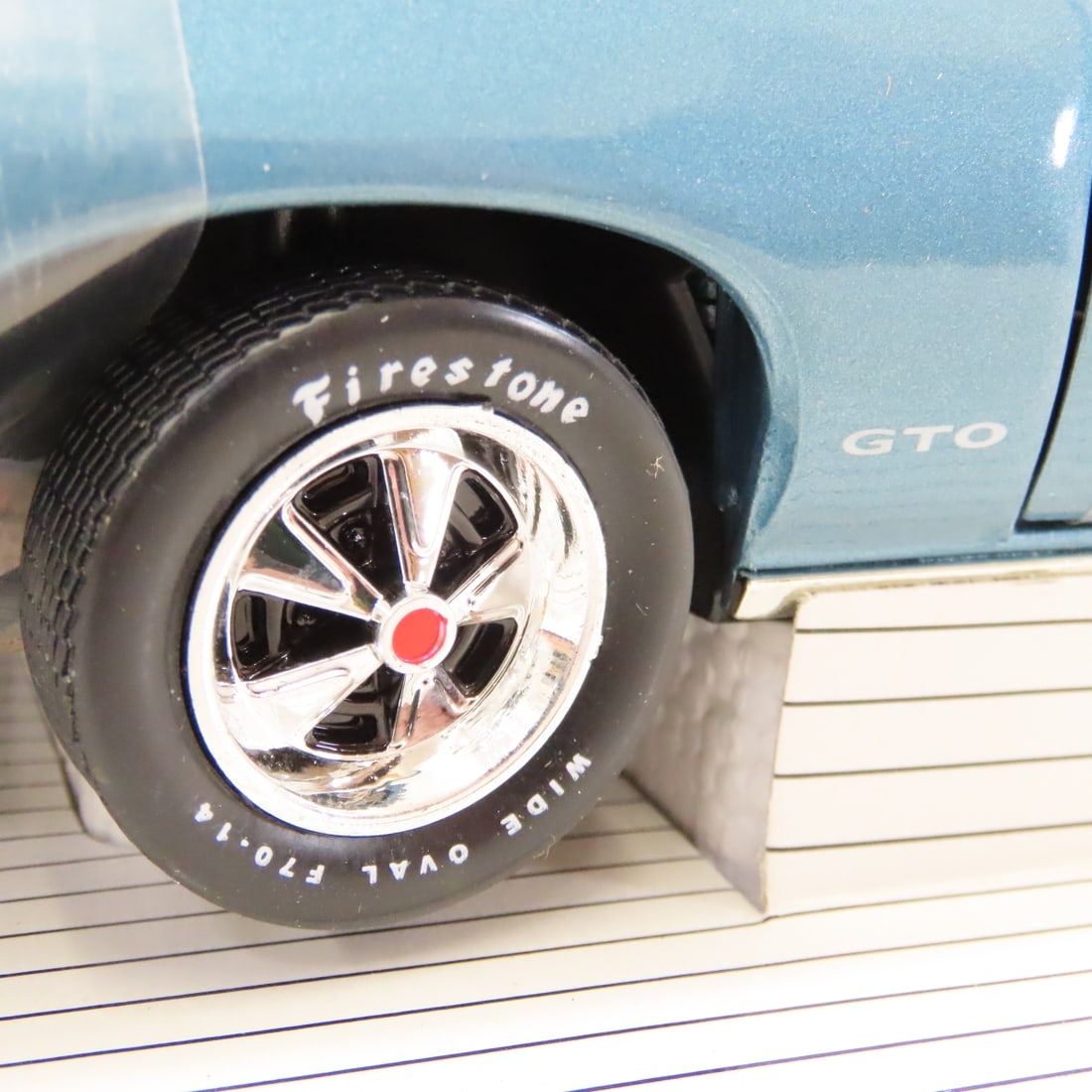 American Muscle 1969 GTO 1/18 Diecast in Box - 3