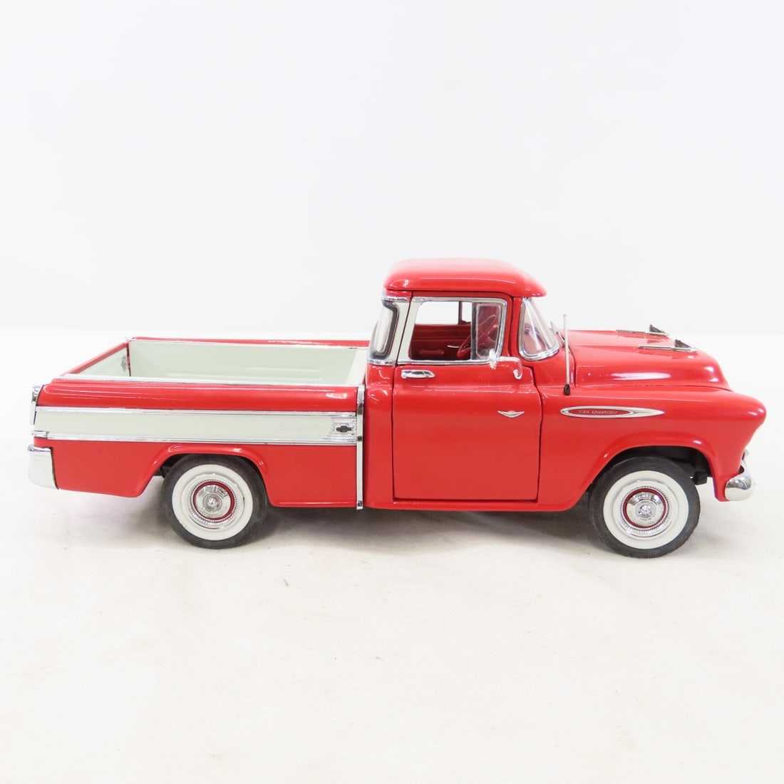 5 Danbury Mint Diecast Trucks: Apache, Cameo, F100 - 12