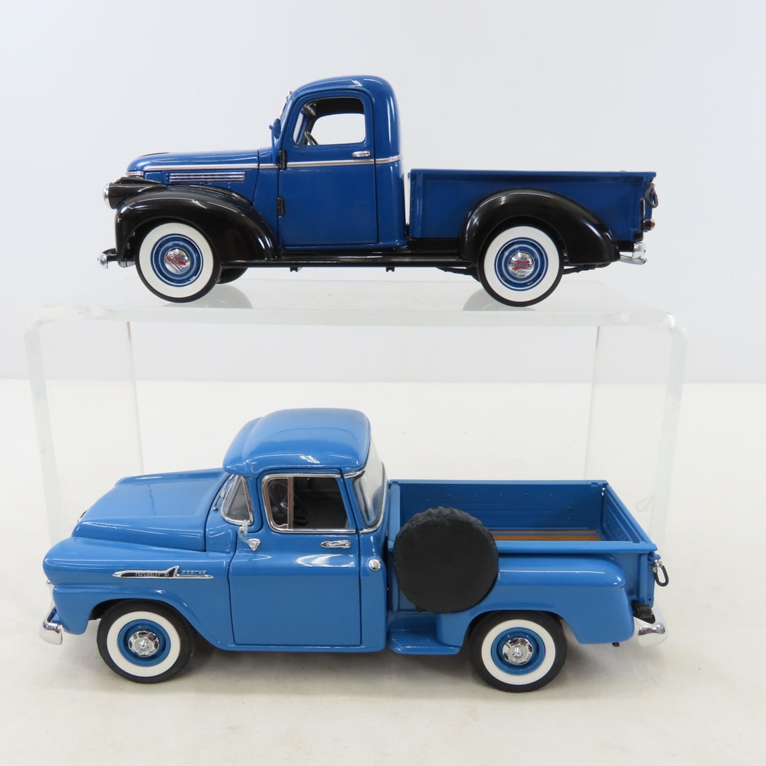 5 Danbury Mint Diecast Trucks: Apache, Cameo, F100 - 14