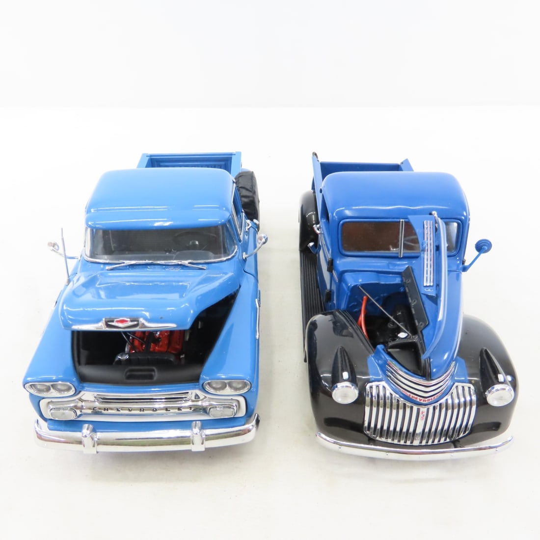 5 Danbury Mint Diecast Trucks: Apache, Cameo, F100 - 17