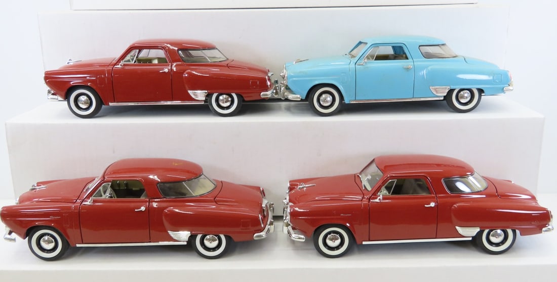 4 Road Signature 1/18 Diecast 1950 Studebakers: 4 Road Signature 1/18 Diecast 1950 Studebakers - Studebaker Champion. LOT SIZE: 10x8x7" 9 LBS All information and photos, which are part of the description, are intended to be as accurate as possible,