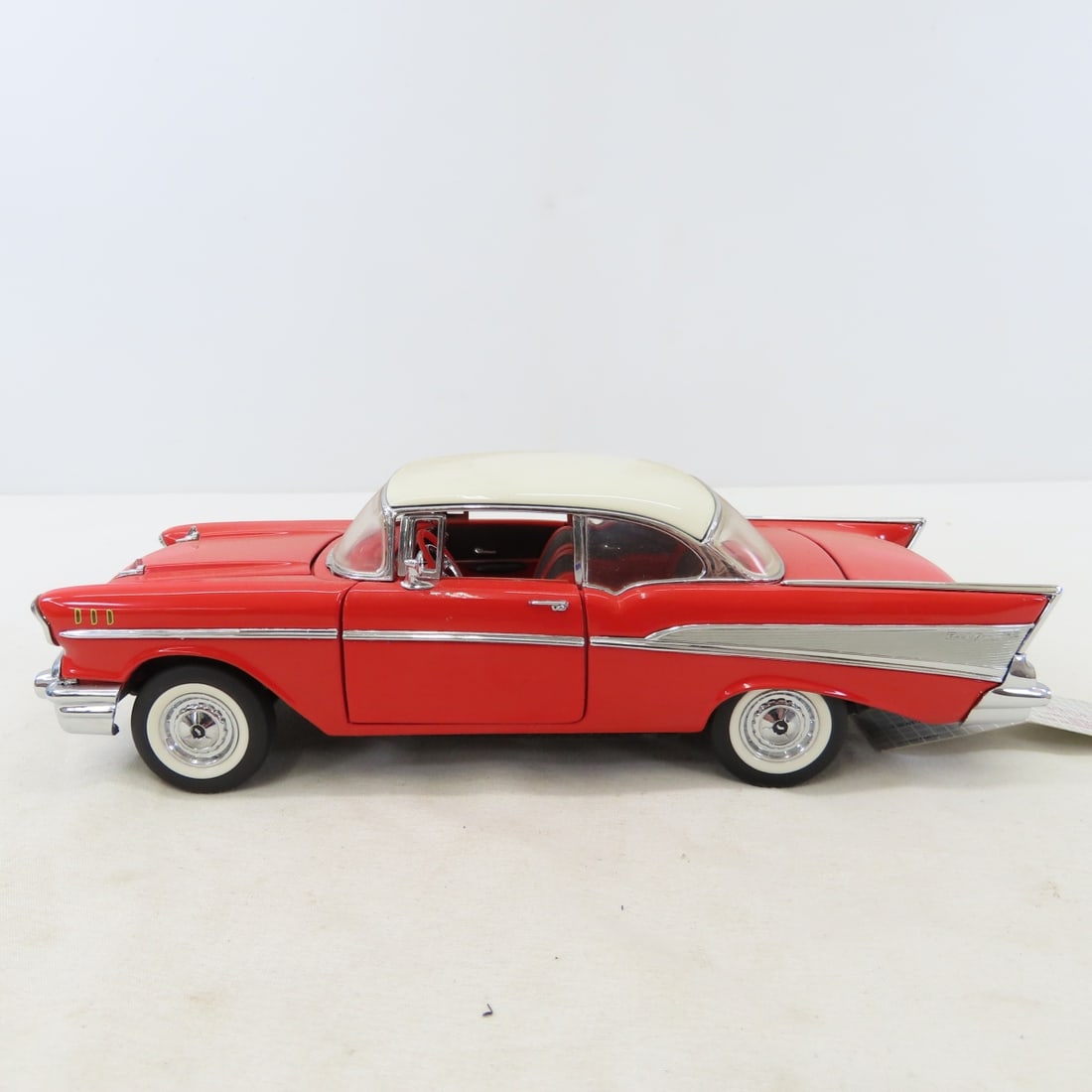 4 Franklin Mint Diecast Cars: Bel Air, Skyliner - 10