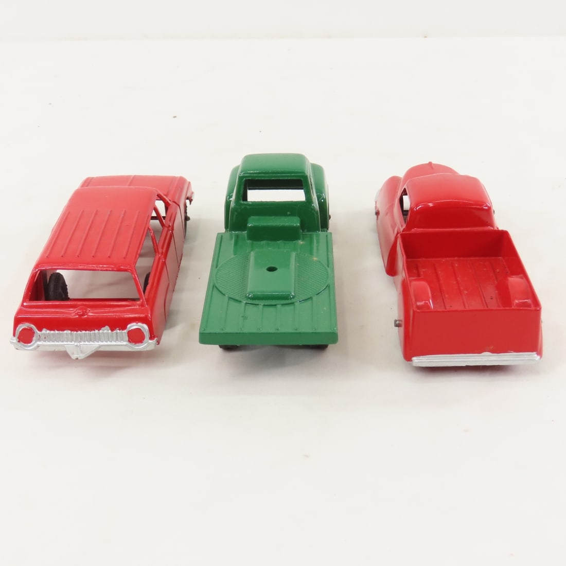 8 Vintage Tootsie Toy Cars & Trucks - 4