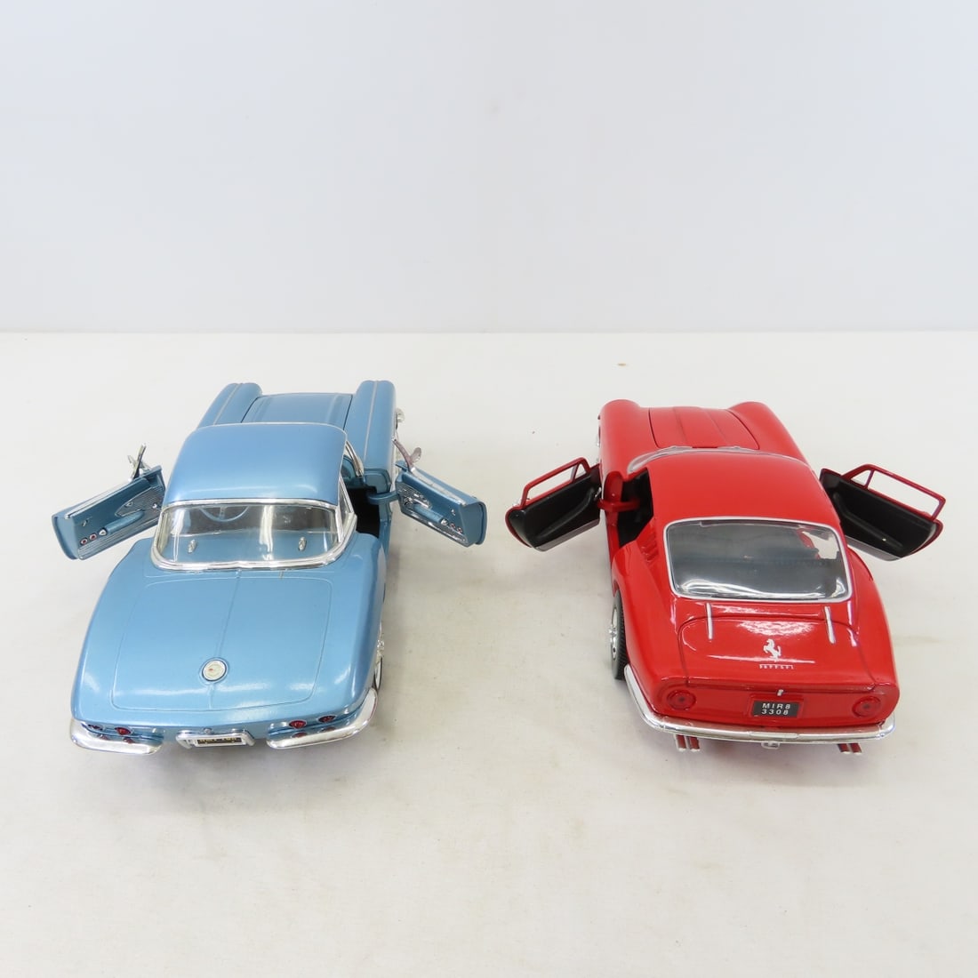 5 ERTL 1/18 Diecast Cars: Corvette, Sunliner - 15