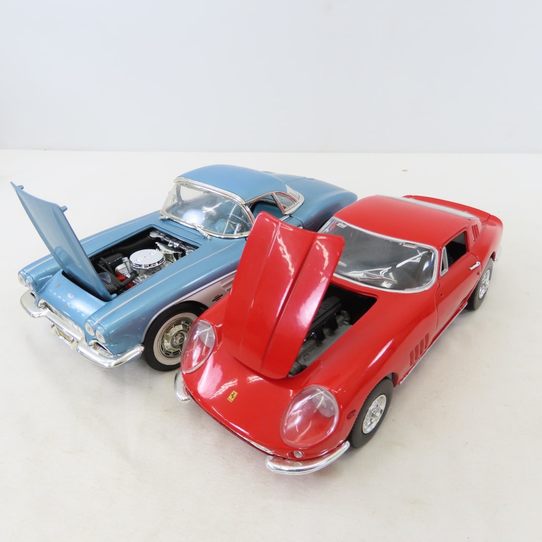 5 ERTL 1/18 Diecast Cars: Corvette, Sunliner - 17