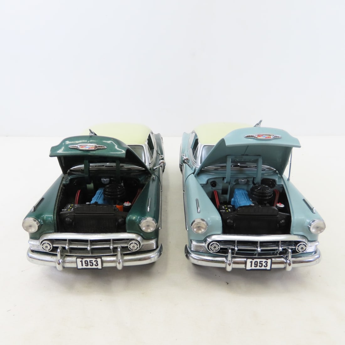 5 Sun Star Diecast Cars: Galaxie, Cougar, Bel Air - 18