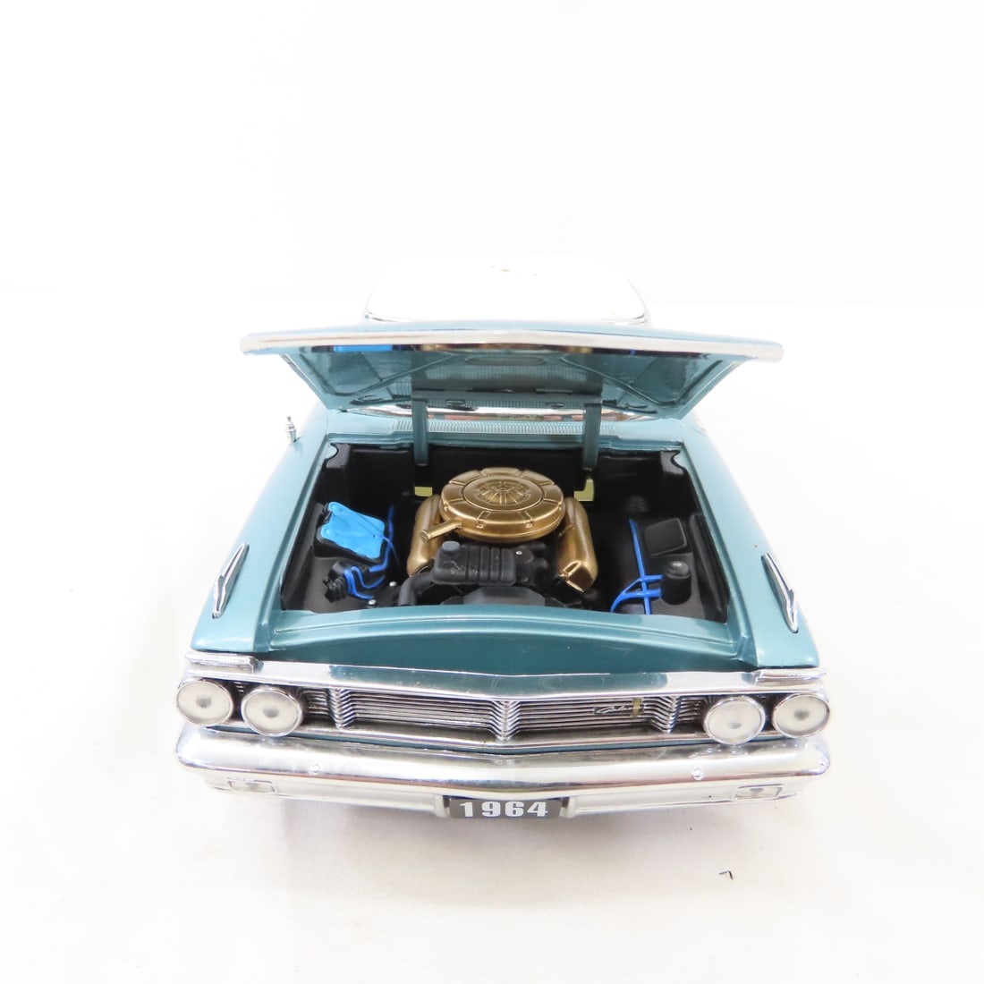 5 Sun Star Diecast Cars: Galaxie, Cougar, Bel Air - 6