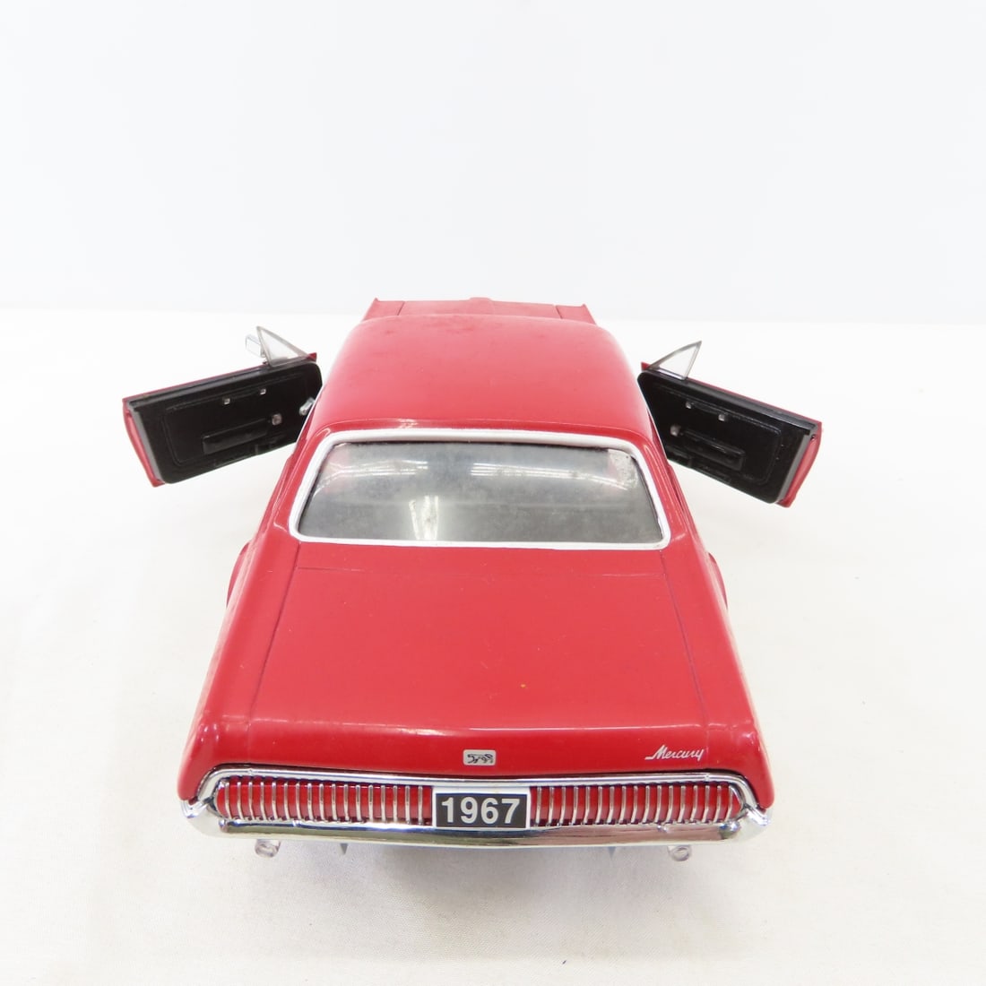 5 Sun Star Diecast Cars: Galaxie, Cougar, Bel Air - 8