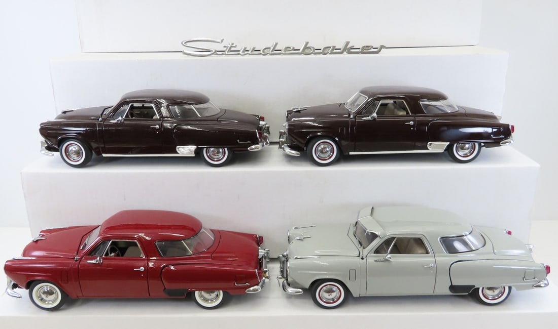 4 Trademark Models Studebaker cars & Emblem: 4 Trademark Models Studebaker cars & Emblem - 1/18 Diecast cars, With Studebaker Car Emblem(broken tip of 'r') LOT SIZE: 11x8x8" 10 LBS All information and photos, which are part of the description,