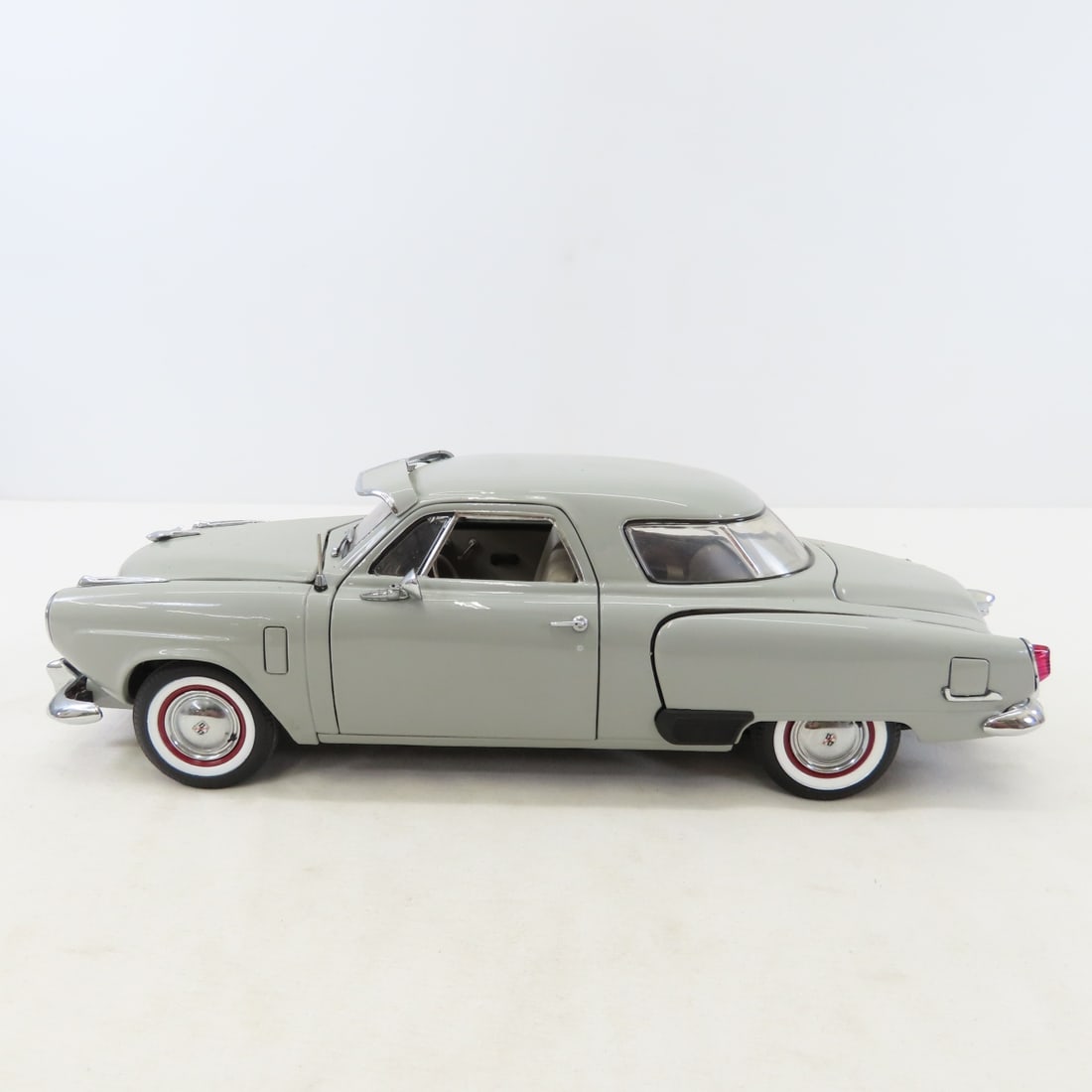 4 Trademark Models Studebaker cars & Emblem - 6