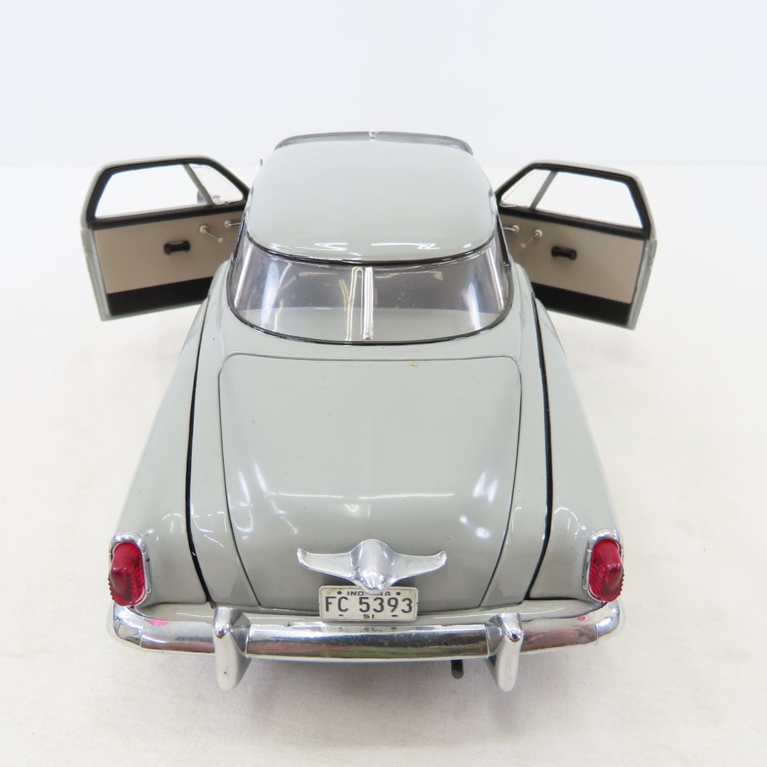 4 Trademark Models Studebaker cars & Emblem - 7