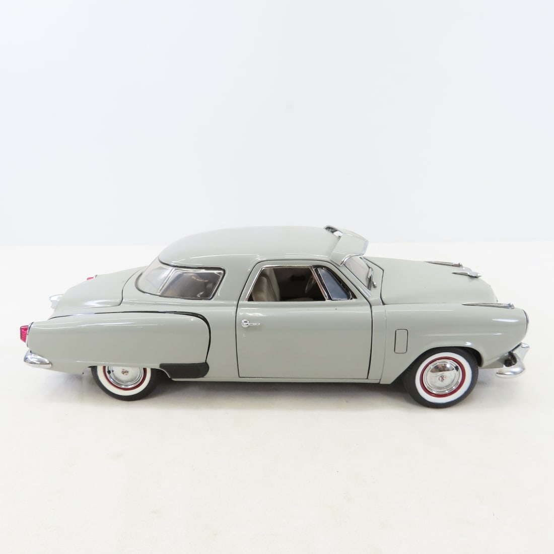 4 Trademark Models Studebaker cars & Emblem - 8