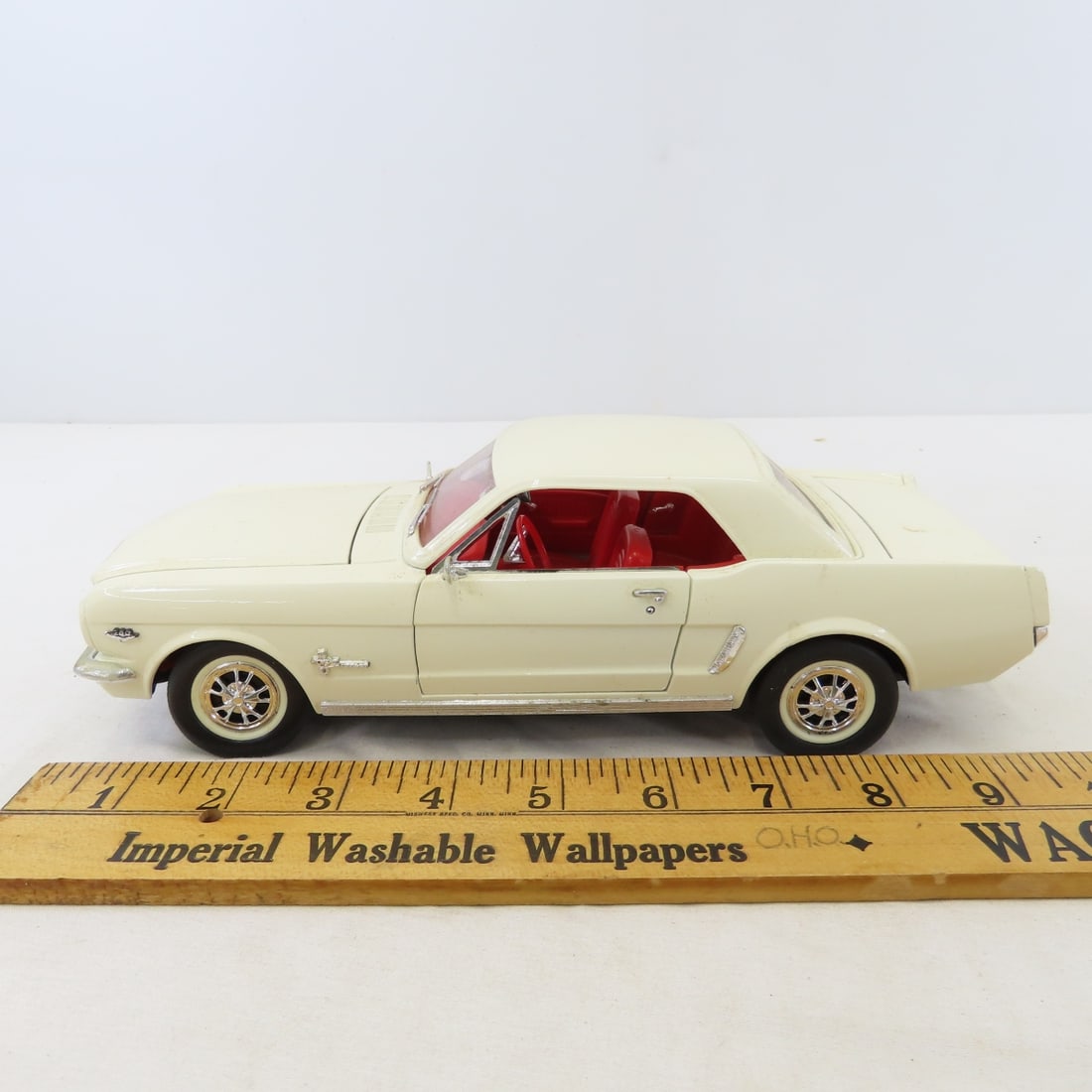 4 Mira Diecast 1965 Ford Mustang Convertible Cars - 2