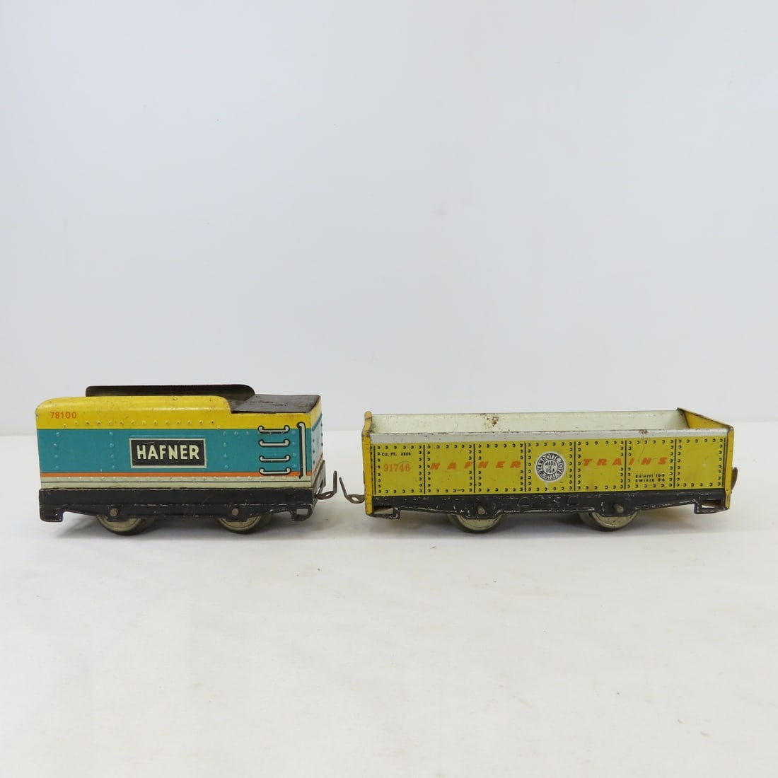 Wyandotte Hafner 115041 Key wind Tin Train Set - 11
