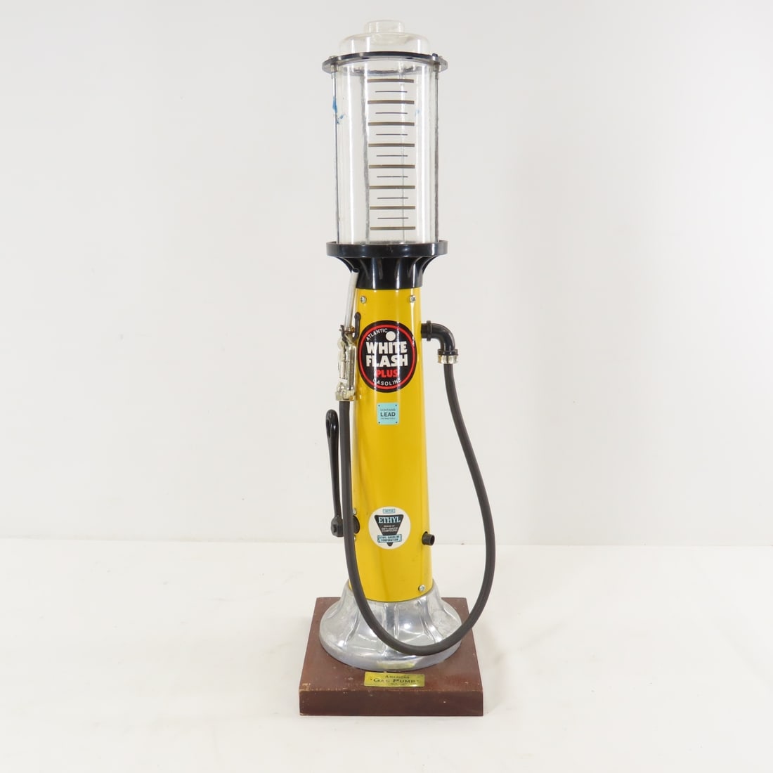 Atlantic White Flash Visible Gasoline Pump & Bank - 2