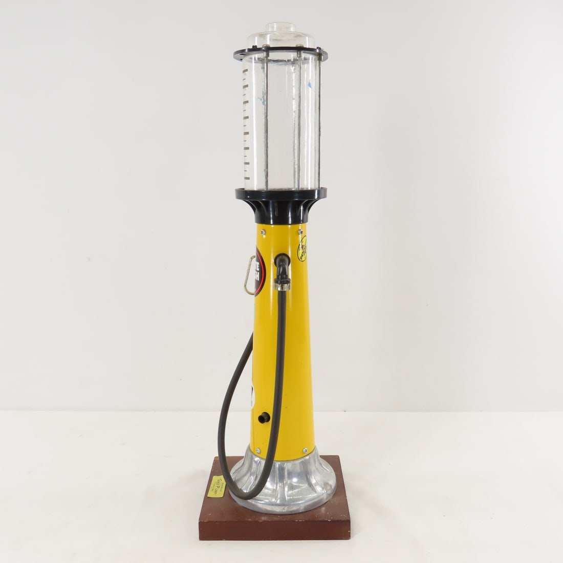 Atlantic White Flash Visible Gasoline Pump & Bank - 5