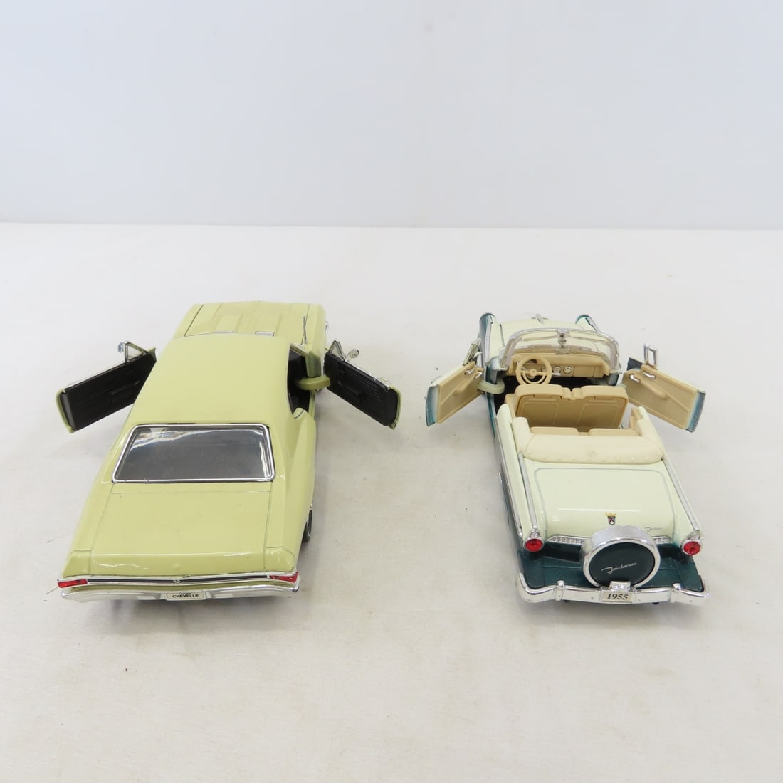 5 Welly Diecast Cars & Trucks: Chevelle, Crown, F1 - 11