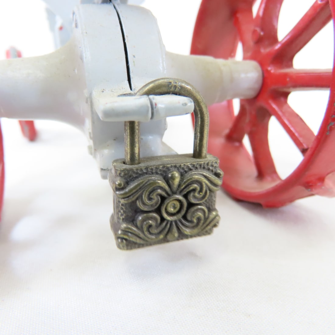 Diecast Fordson and Repainted Cast Iron Tractors - 14