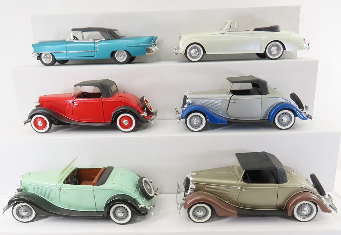 6 Solido Diecast Cars: Ford V8, Cadillac, Rolls: 6 Solido Diecast Cars: Ford V8, Cadillac, Rolls - (4)1/18 diecast Ford V8, One is Missing Top. 1/20 diecast Rolls Royce, 1955 1/20 diecast Cadillac El Dorado. LOT SIZE: 12x12x8" 8 LBS All information