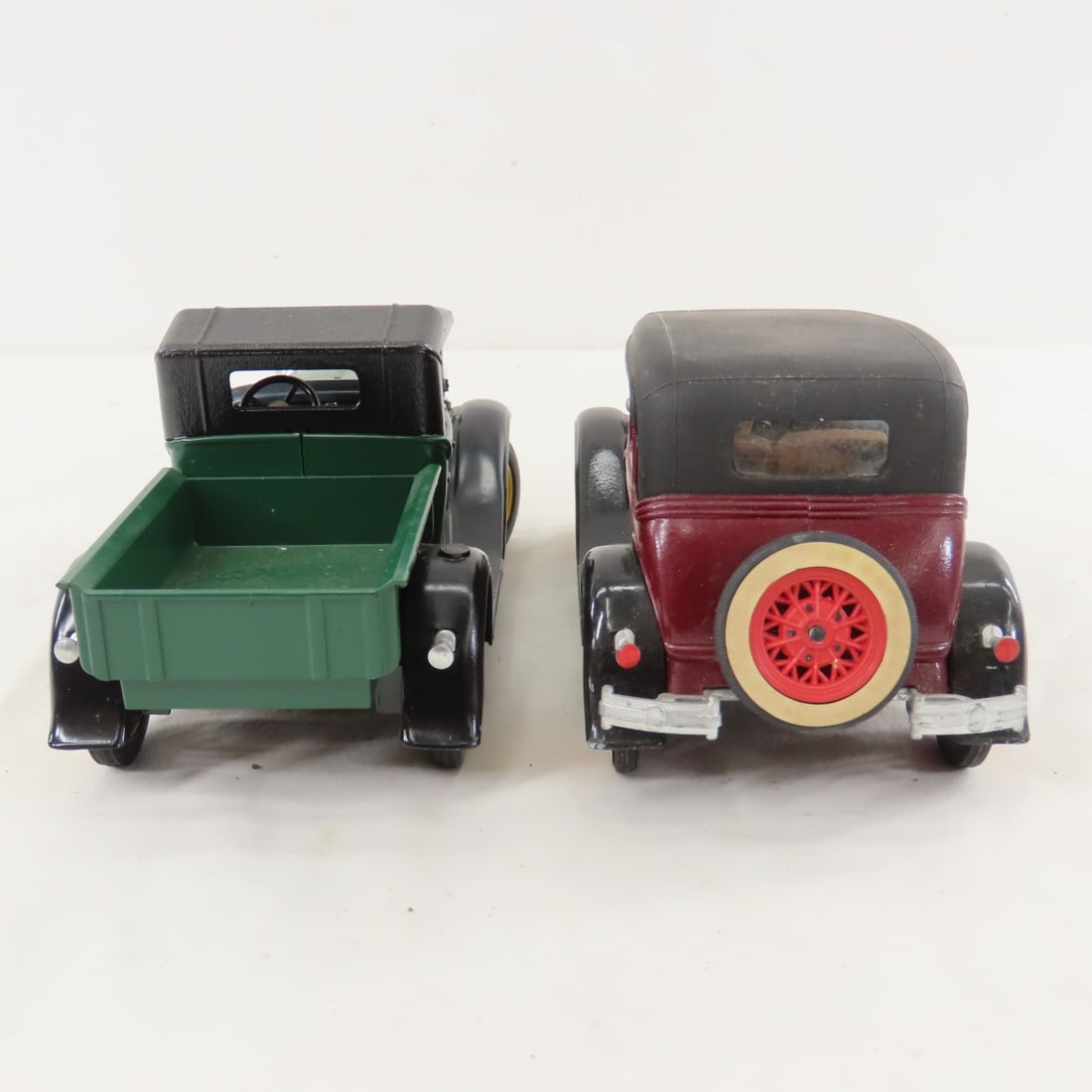 7 Hubley Diecast 1930s Victoria & Other Roadsters - 12