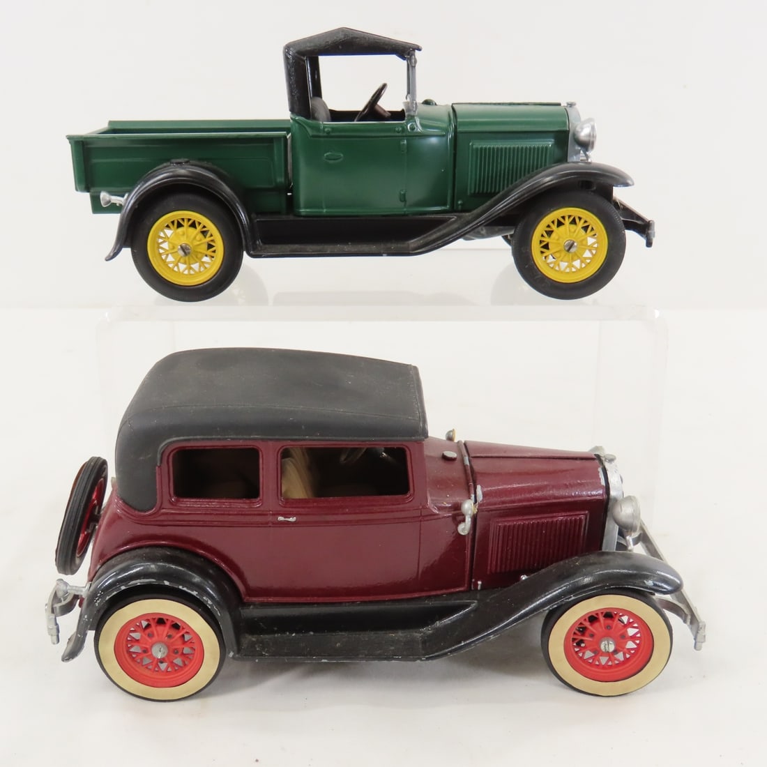 7 Hubley Diecast 1930s Victoria & Other Roadsters - 13