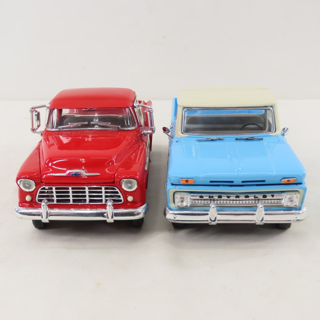 6 Redbox, Saico & Unique Replica 1/18 Diecast Cars - 14
