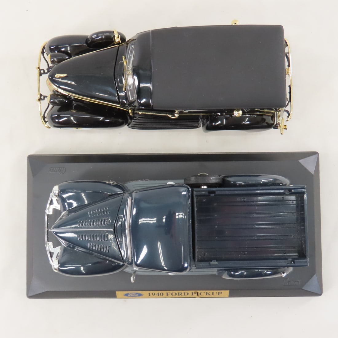 6 Redbox, Saico & Unique Replica 1/18 Diecast Cars - 6