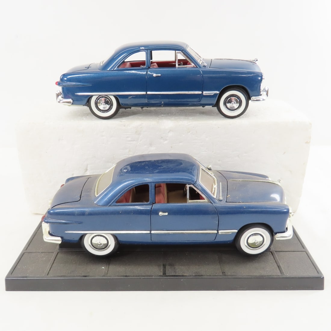 6 Mira Chevrolet & Ford 1/18 Diecast Cars - 4