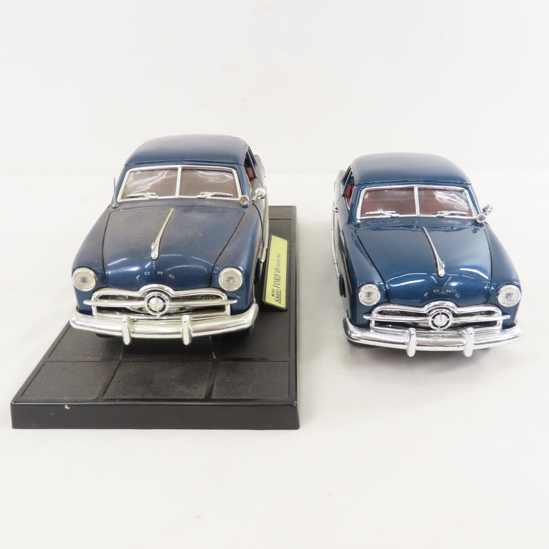 6 Mira Chevrolet & Ford 1/18 Diecast Cars - 5