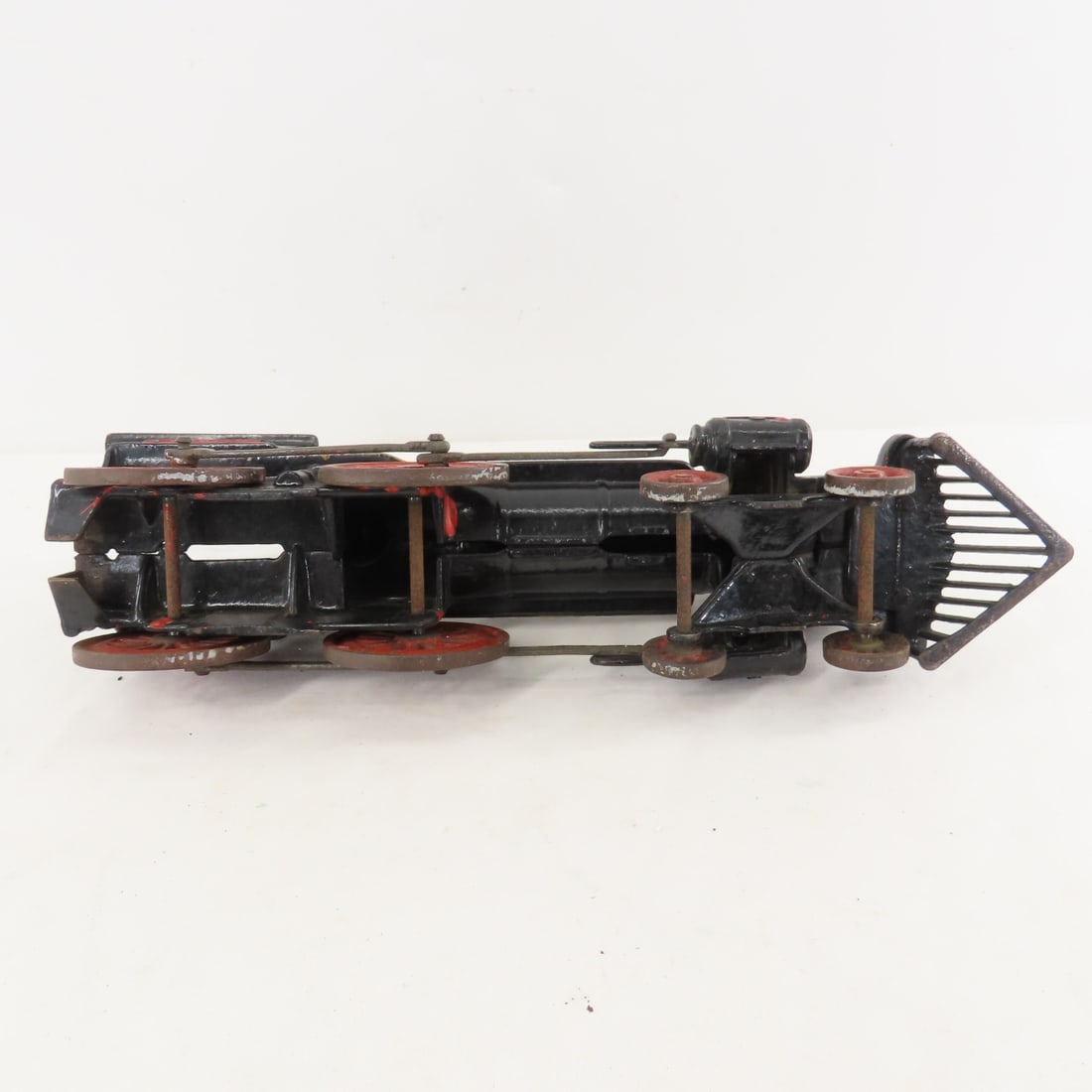 Wilkins Cast Iron Train Engine, Tender & Car - 10