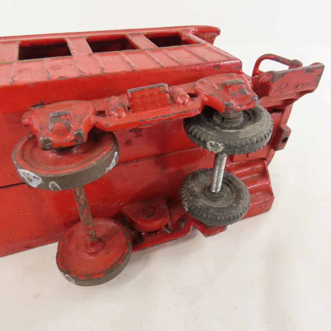 Wilkins Cast Iron Train Engine, Tender & Car - 20