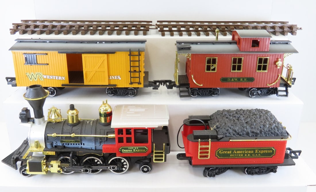 New Bright D&WRR Great American Express Train Set: New Bright D&WRR Great American Express Train Set - Engine, tender, passenger car and caboose, all plastic, G scale, batteries were left in compartment- some minor corrosion- not working. 4 12" pieces