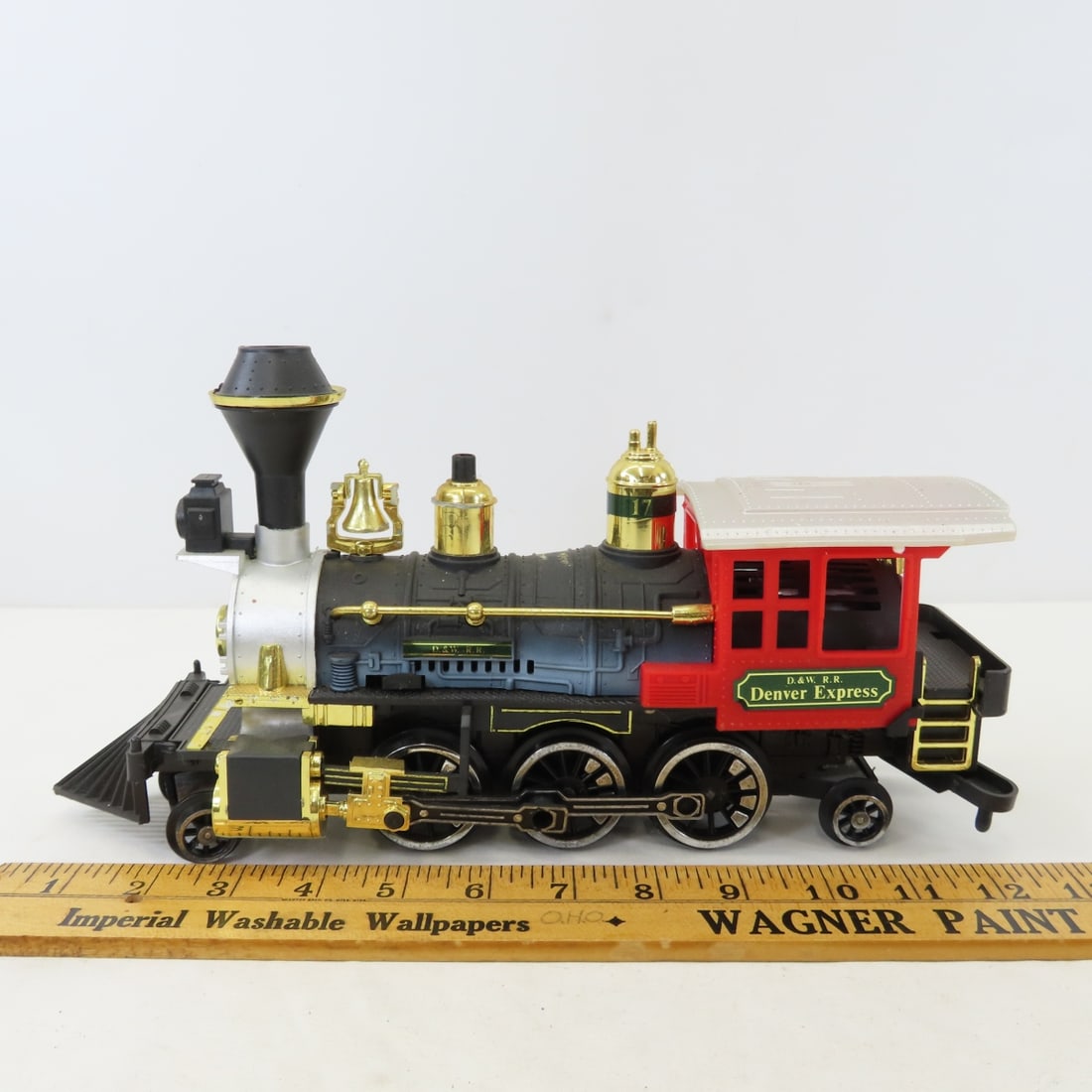 New Bright D&WRR Great American Express Train Set - 2